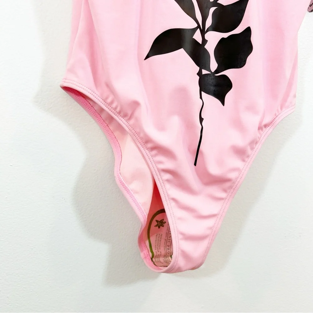 NWT Retro Pink and Black Graphic One Piece Swimsuit Large